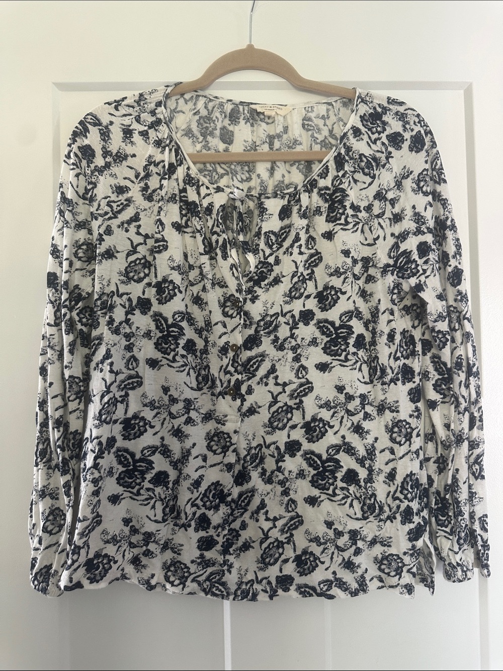 Lucky Brand Floral Tie-Neck Blouse - White/Navy